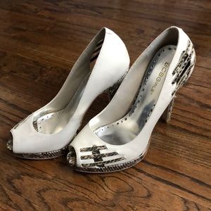 BCBG open toe cream and snakeskin pumps